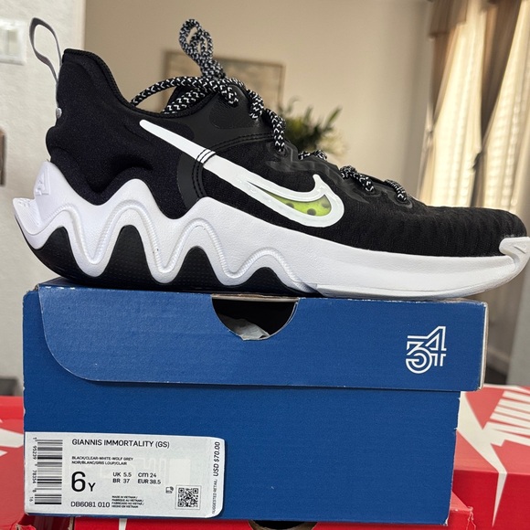 Nike Giannis Immortality Black and White Basketball Shoes